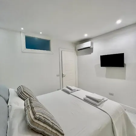 Villa Relax וילה איסקיה